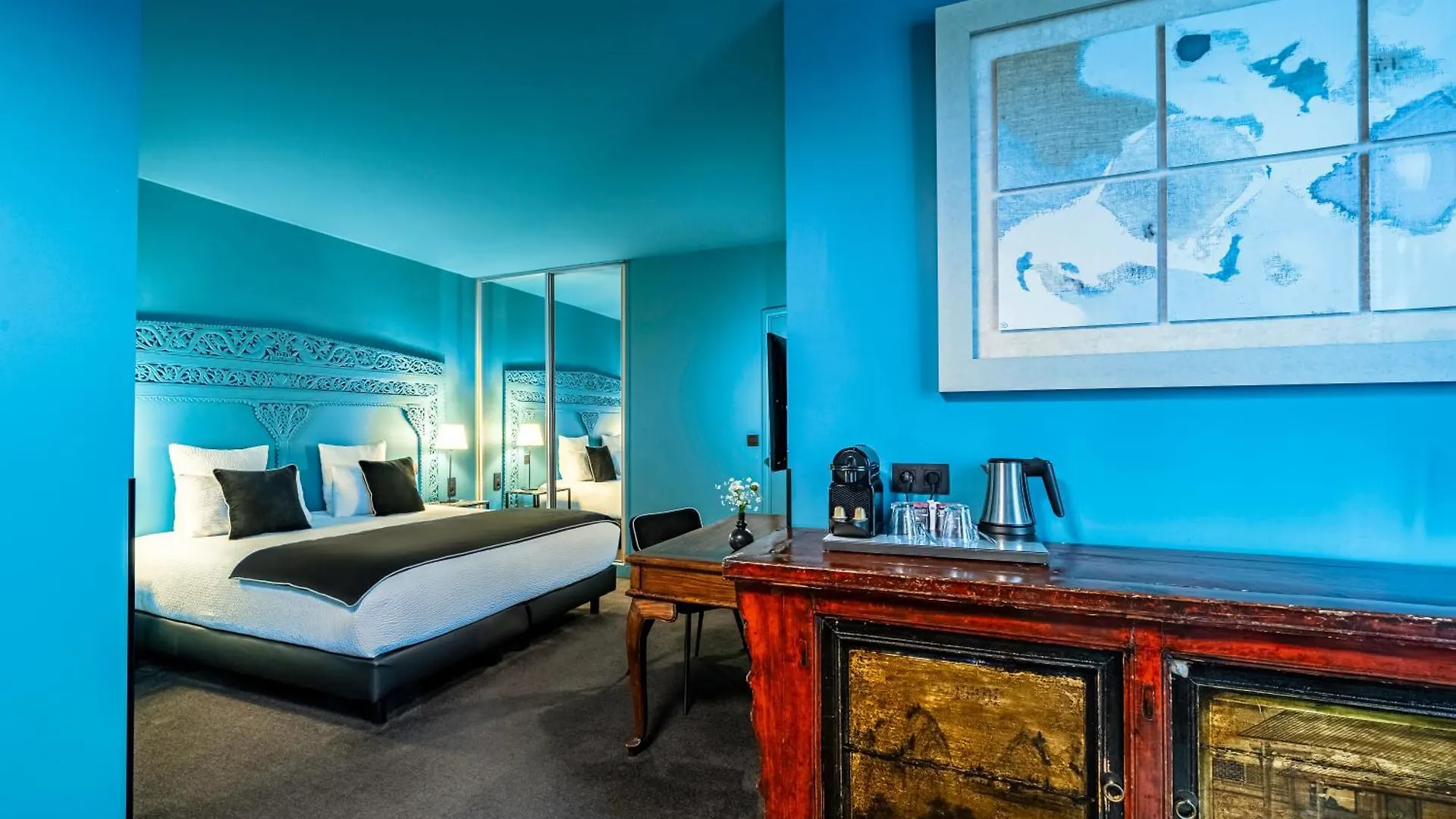Nicolo - Tour Eiffel Hotel 3*